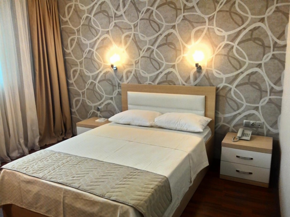 Room 1
